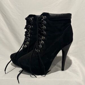 Chic Black Lace-Up Heeled Boots